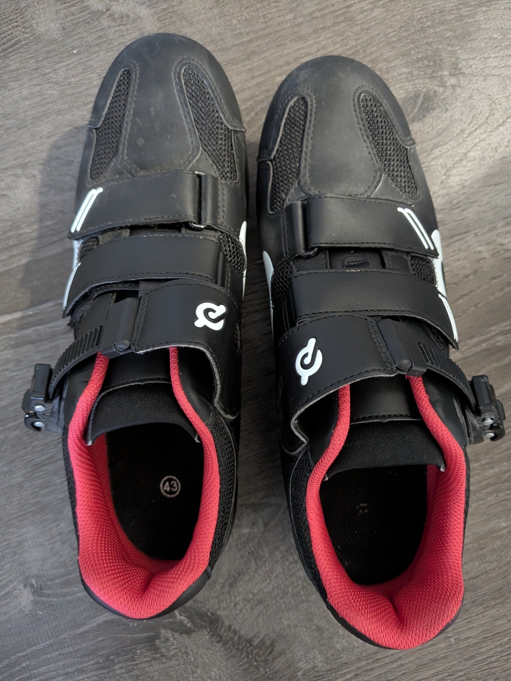 Peloton LIKE NEW Men's Black Cycling Shoes with Red Lining